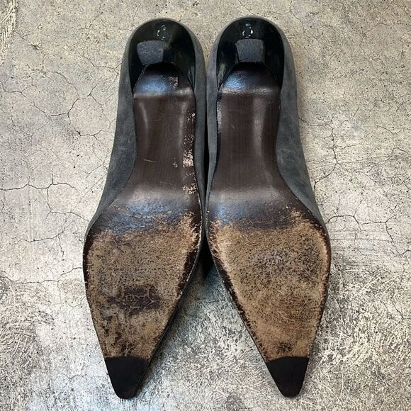 Stuart Weitzman, charcoal suede, and Patent pumps - Picture 5 of 7